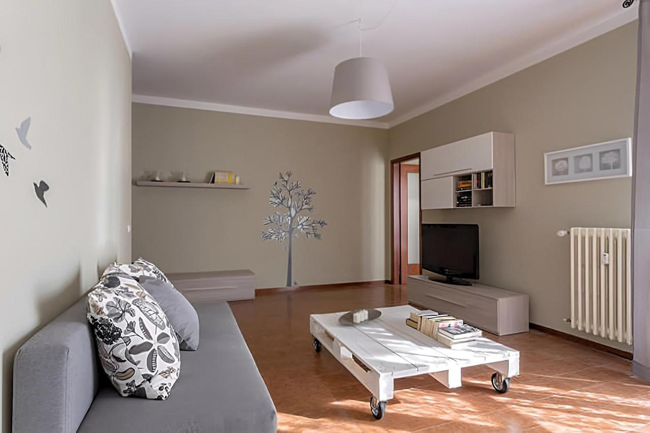Natural Chic - Close To City Center And Beach - Parking Desenzano del Garda Eksteriør bilde